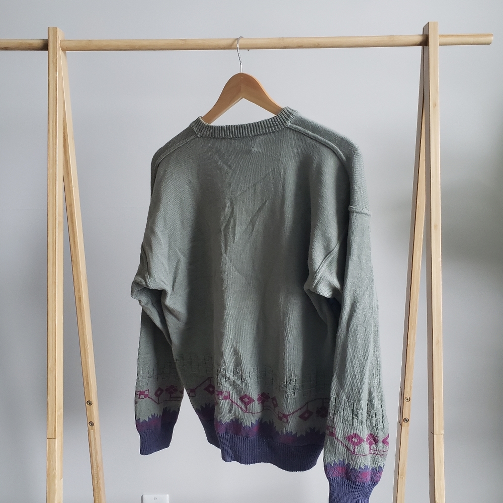 VINTAGE Design Sweater - Picture 5 of 6